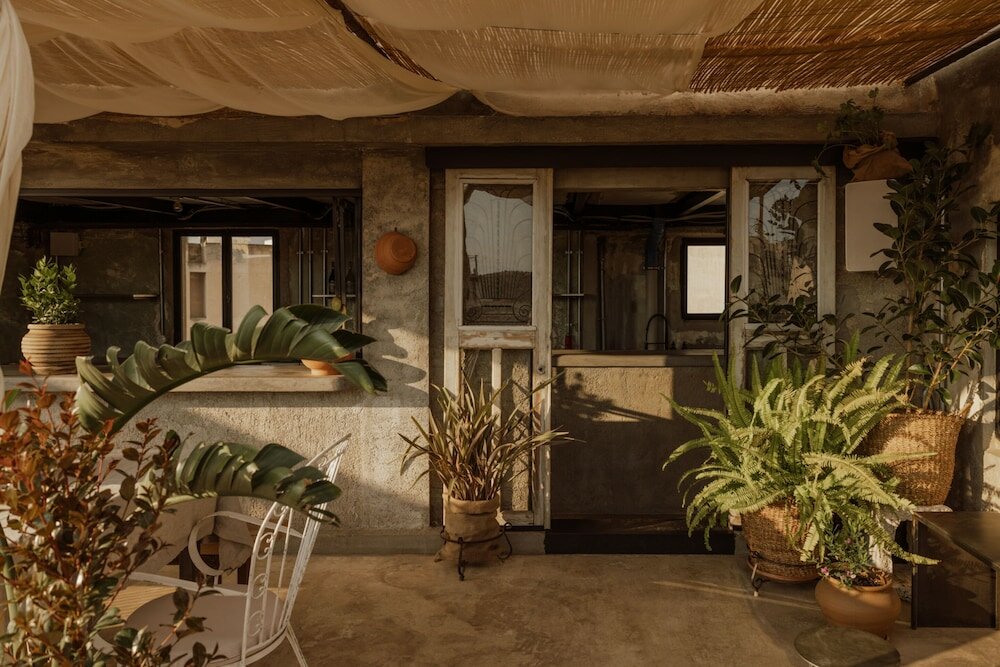 Фото Mona Athens