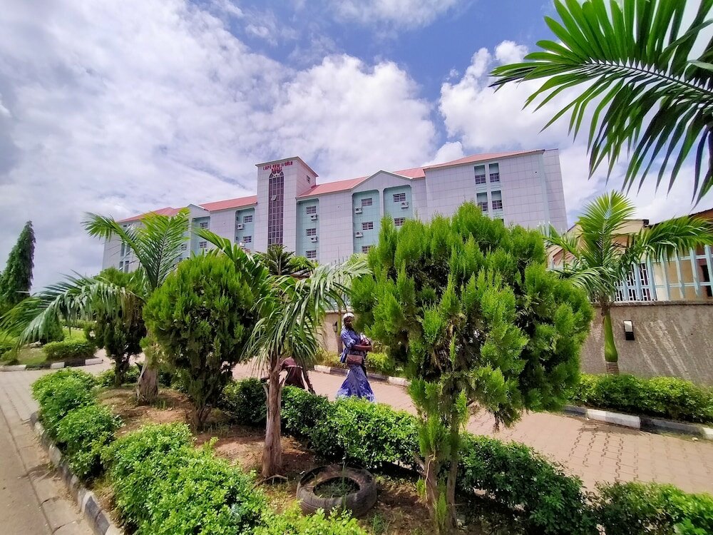 Фото отеля 3