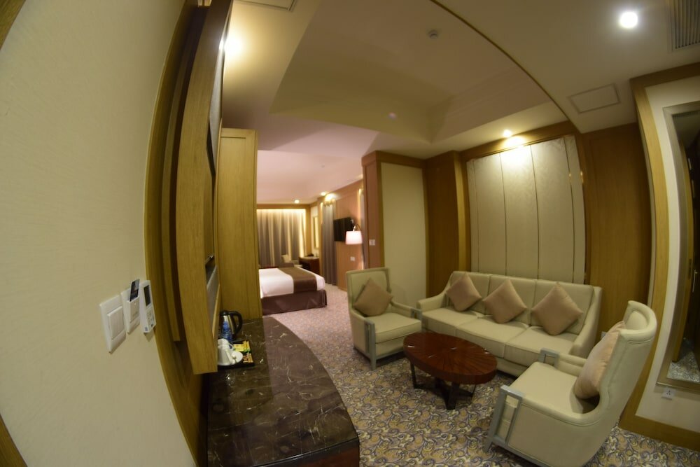 Фото Royal Mountain Hotel
