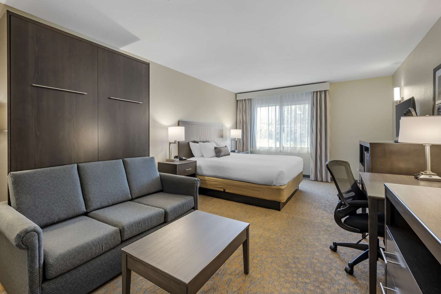 Фото Best Western Plus The Inn at Hells Canyon