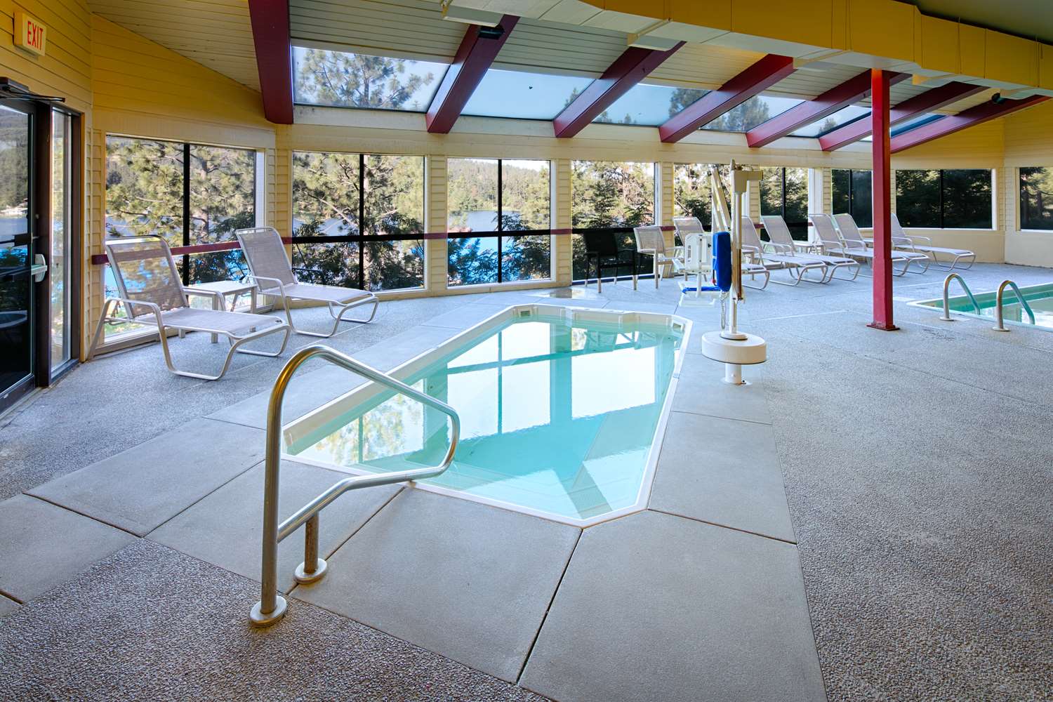 Фото Red Lion Hotel Templin's on the River