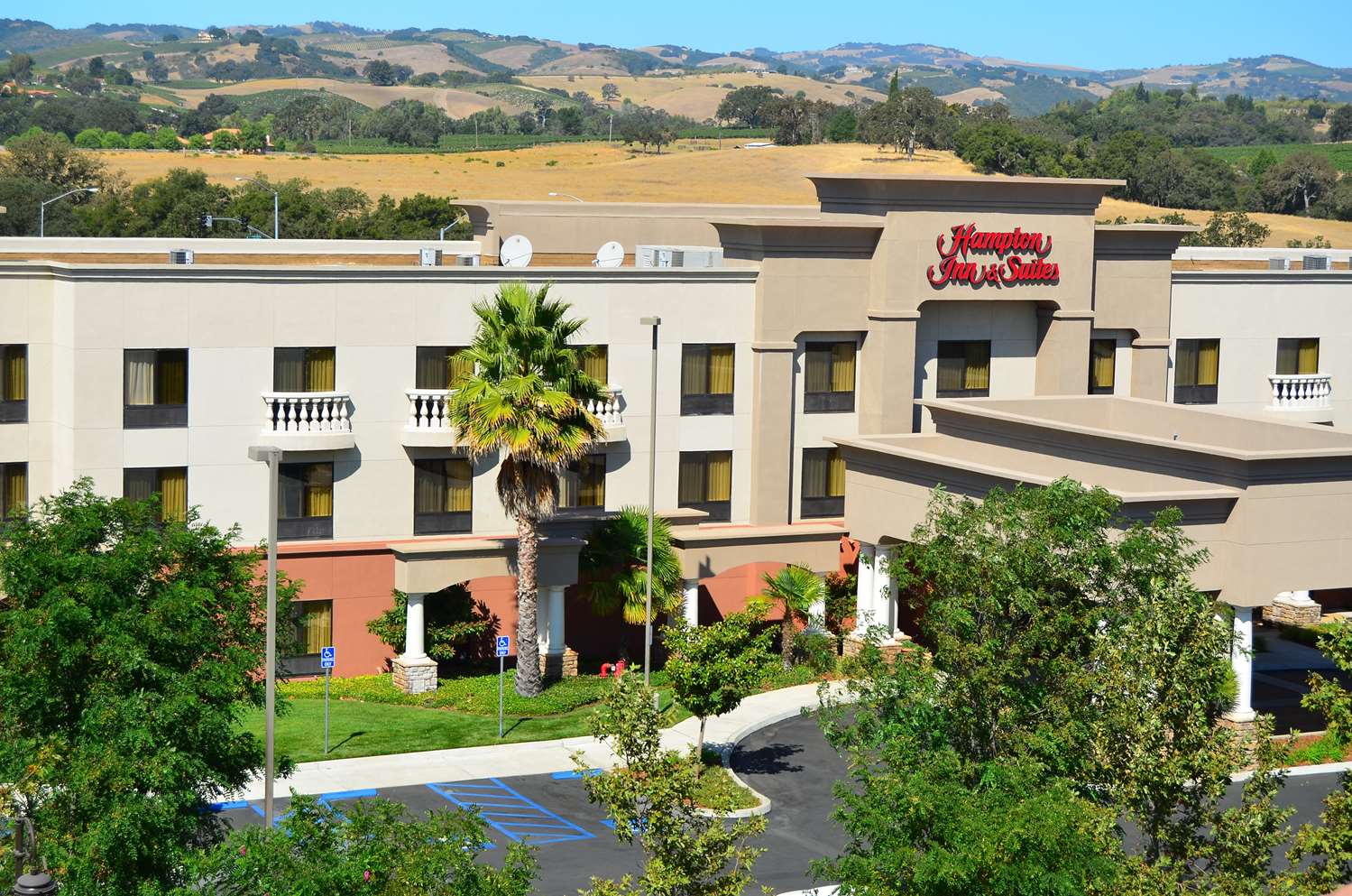 Фото Hampton Inn & Suites Paso Robles