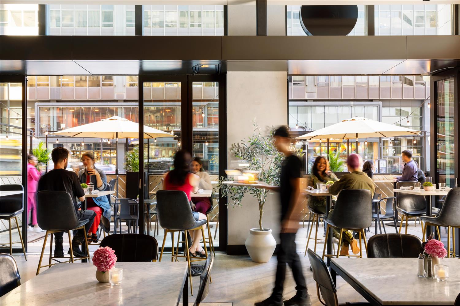 Фото Arlo Chicago