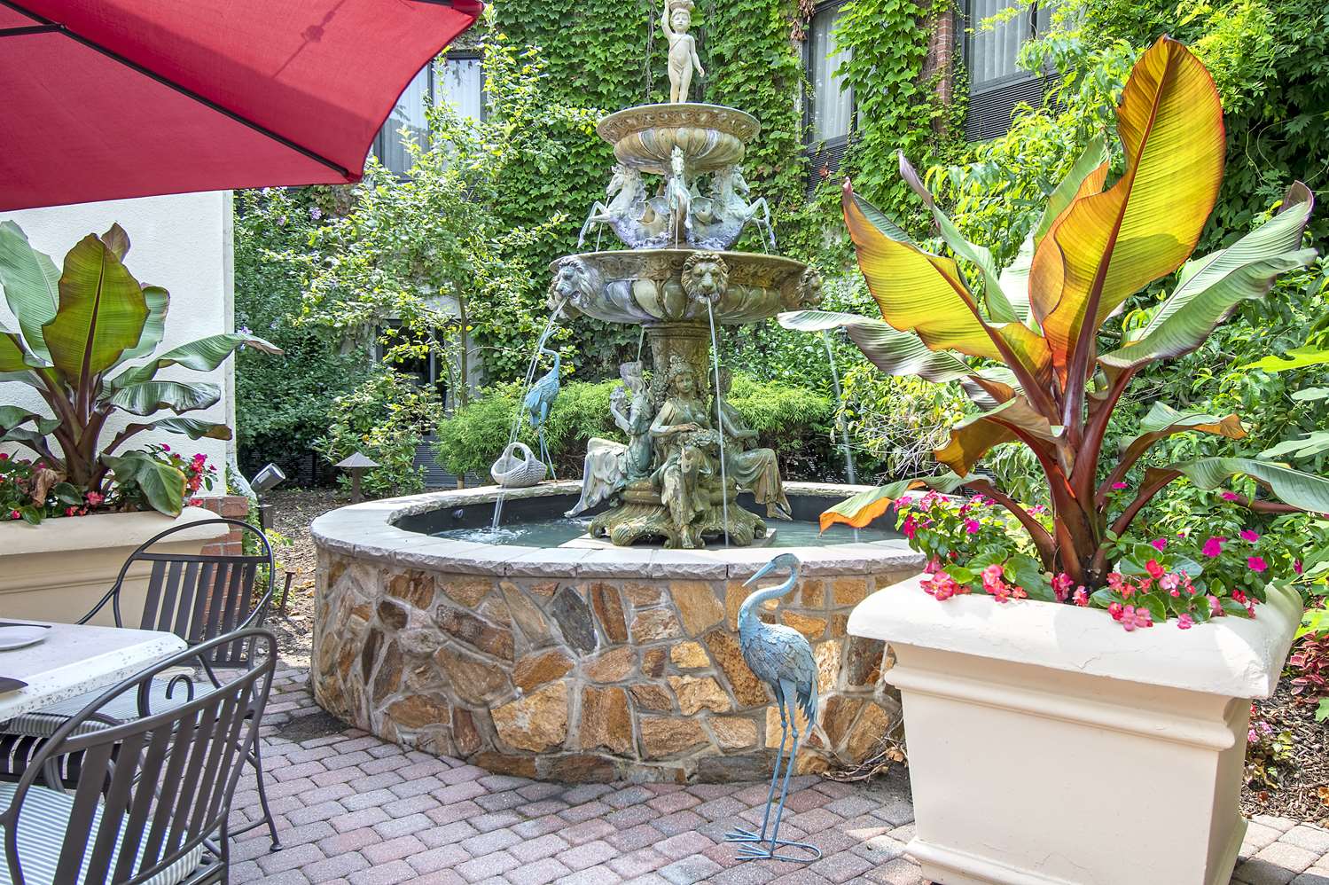 Фото Hampton Inn & Suites Fairfield