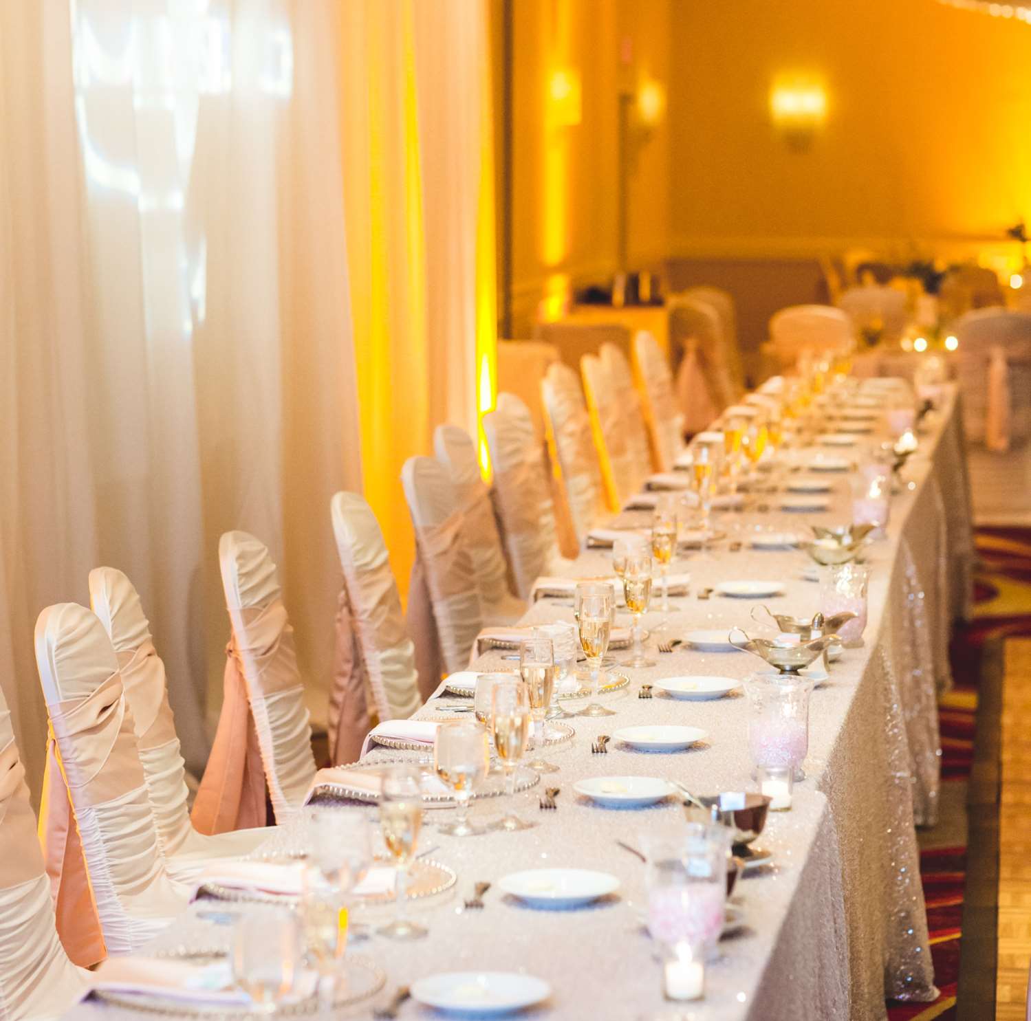 Фото Embassy Suites by Hilton Cleveland Beachwood