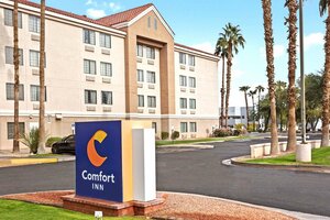 Гостиница Comfort Inn Chandler - Phoenix South I-10