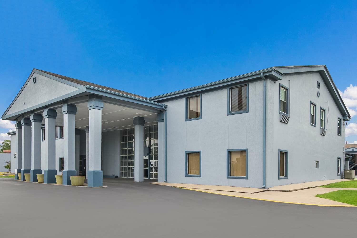 Фото Midtown Inn