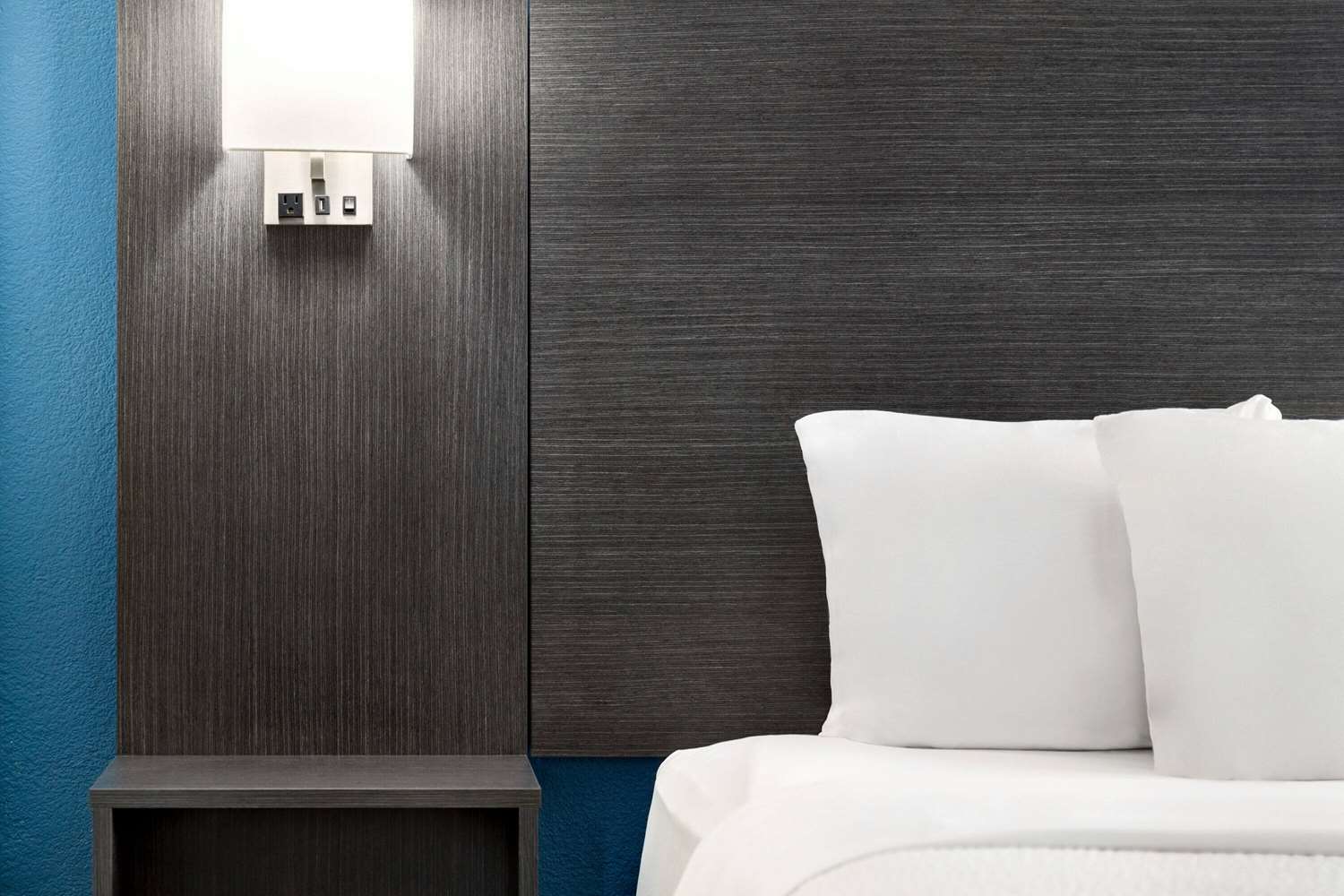 Фото La Quinta Inn & Suites by Wyndham Chicago Tinley Park