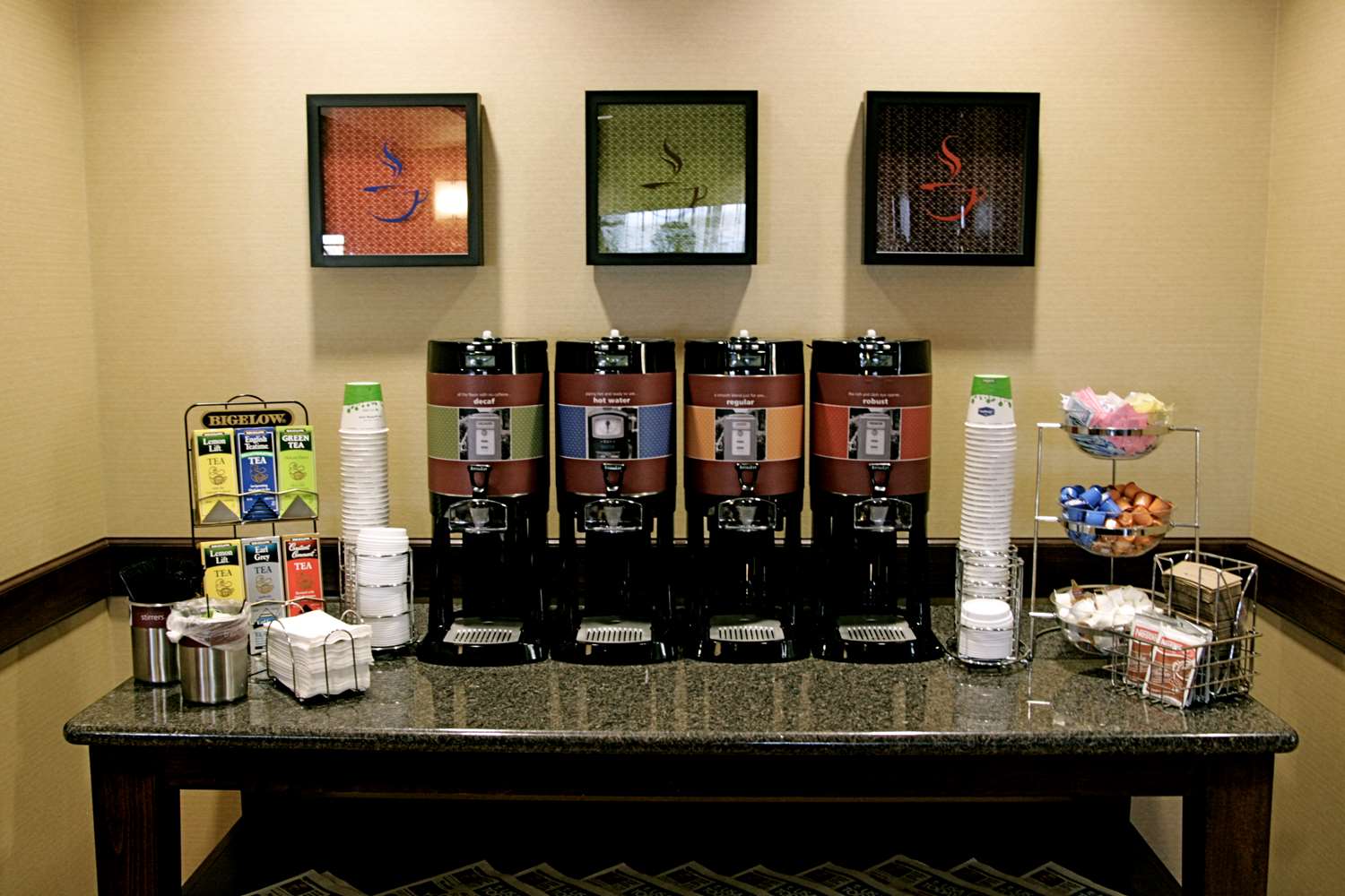 Фото Hampton Inn & Suites Folsom