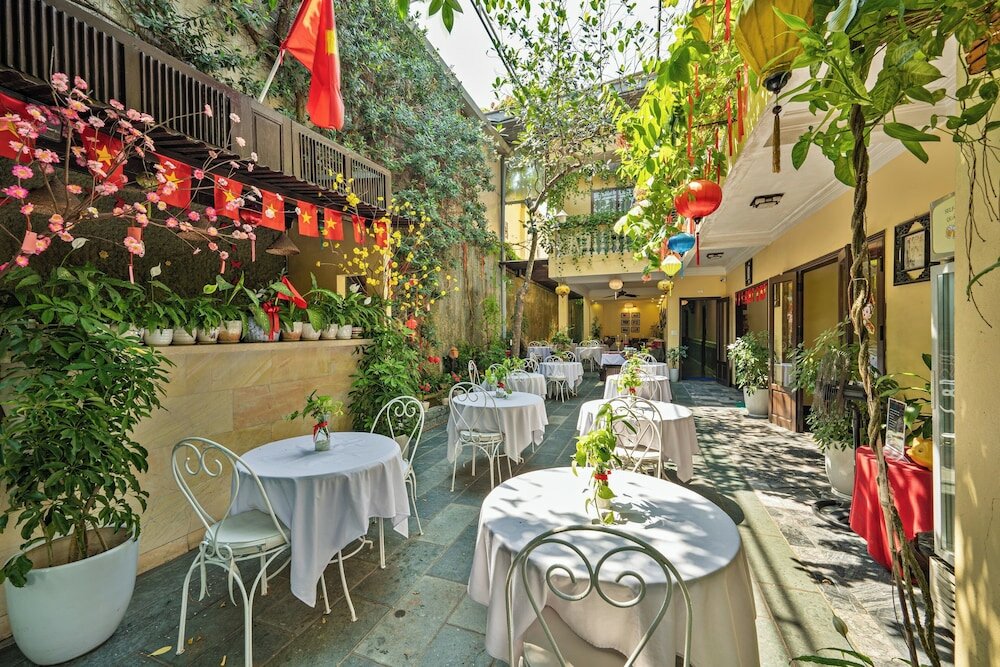 Фото Hoian Central Hotel