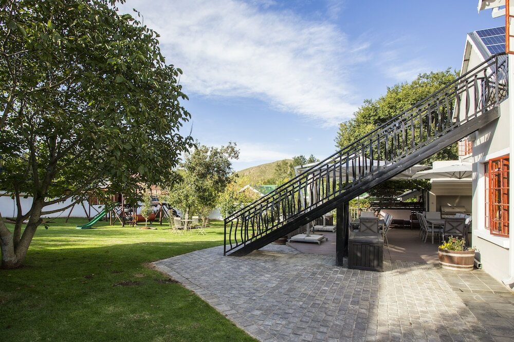 Фото The Browns' Luxury Guest Suites