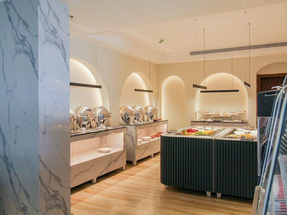 Фото Friesian Hotel