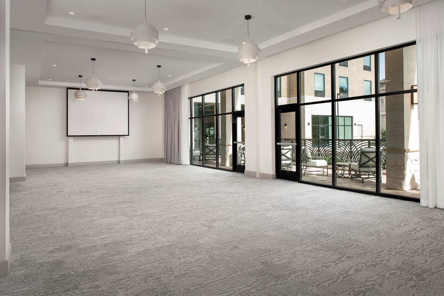 Фото Hilton Garden Inn Orlando Downtown