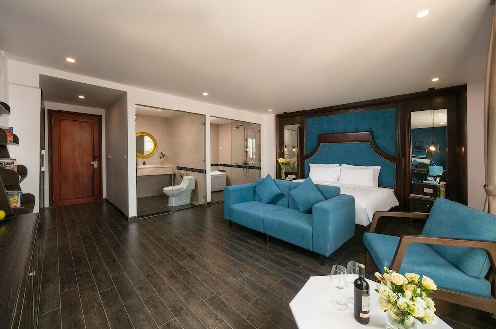 Фото Azalea Parkview Hotel