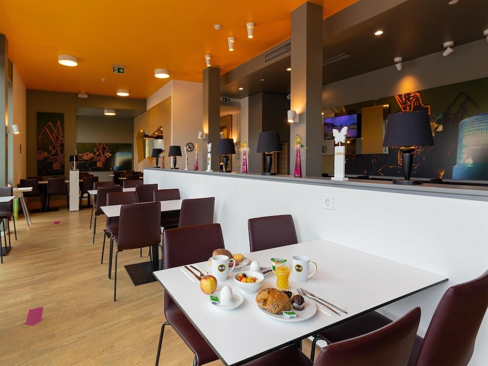 Фото B&b Hotel Duisburg Hbf-Süd