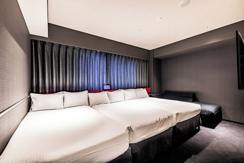 Фото Wyndham Garden Sapporo Odori