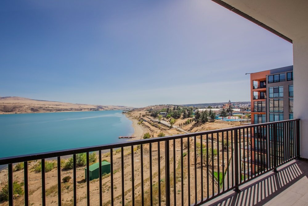Фото Gino Seaside Tbilisi, trademark Collection by Wyndham
