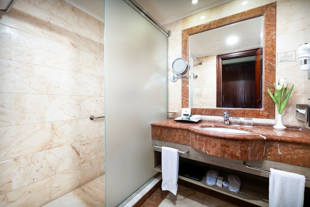 Фото Emaar Royal Hotel