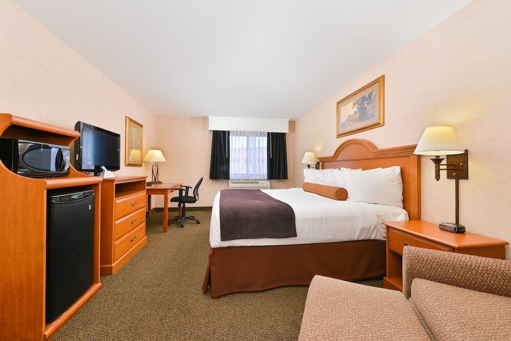 Фото Revel Hotel Minot, SureStay Collection by Best Western