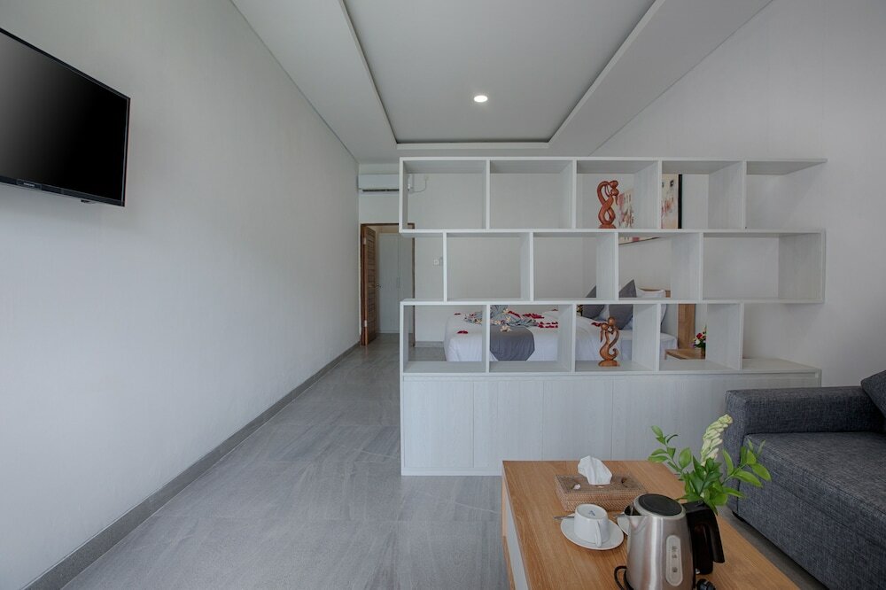 Фото Maisaba Canggu Hotel & Coworking Space