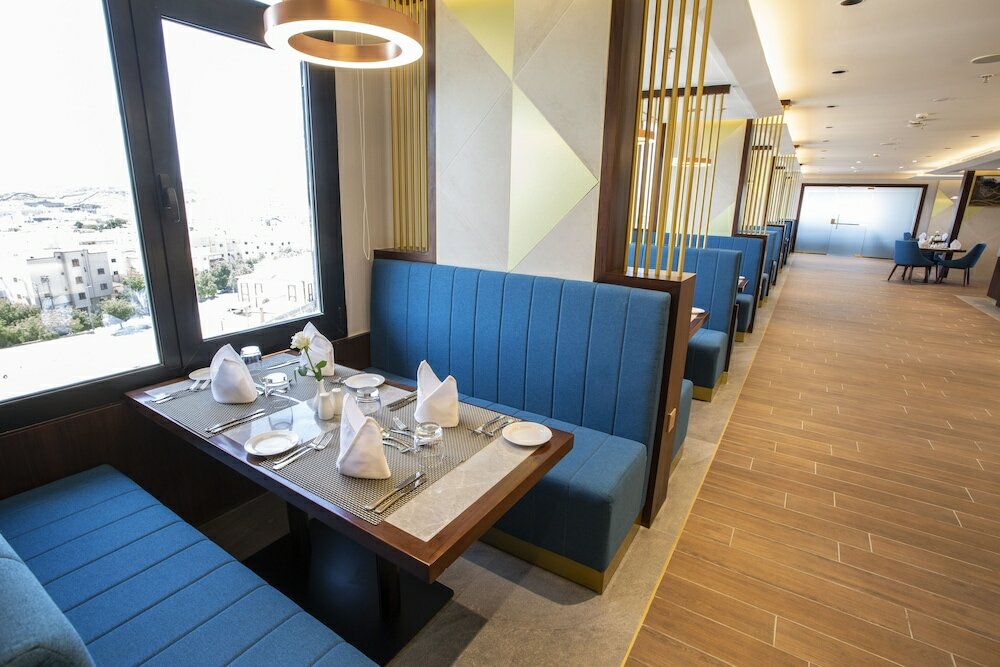 Фото Velar Inn Hotel