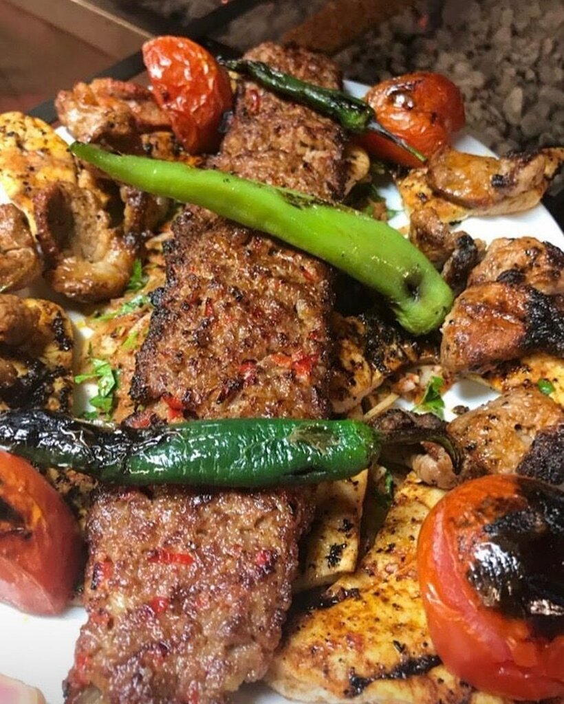Ресторан Önder Kebap, Чифтликкёй, фото