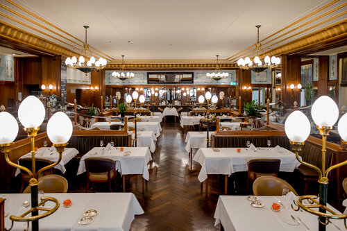 Гостиница Schweizerhof Bern & SPA в Берне