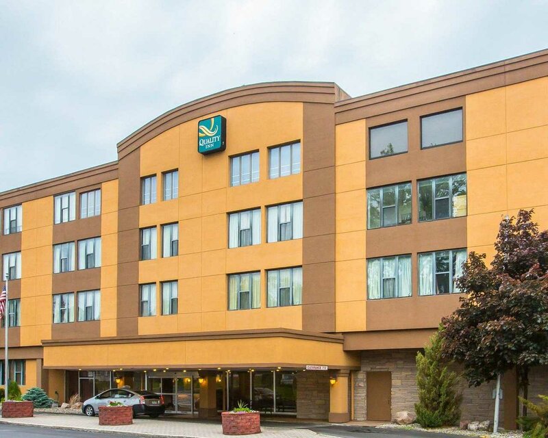 Гостиница Quality Inn Massena