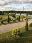 Dom Rybaka baza Otdykha Grodnozhilstroy (Village of Karobchycy, Miru Street, 100) ، نوادي الصيادين