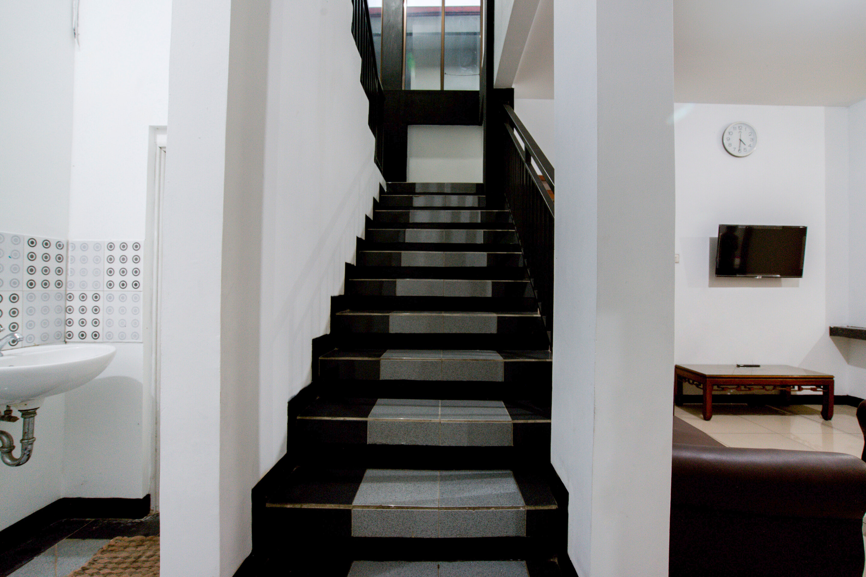 Фото Oyo 3029 Diamond Cisitu Residence Syariah