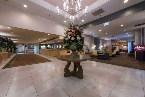 Гостиница Grand Vista Hotel в Сими Вэлли