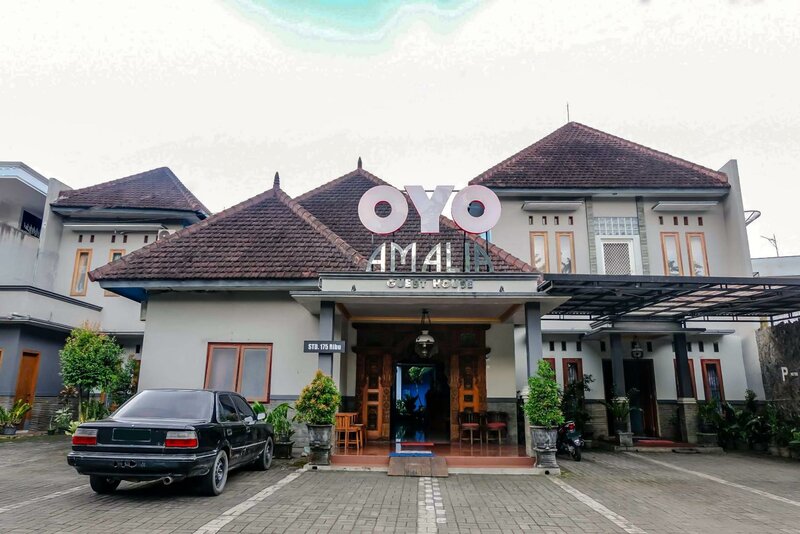 Гостиница Oyo 778 Guest House Amalia Malang