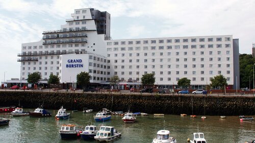 Гостиница Grand Burstin Hotel Folkestone в Фолкстоне