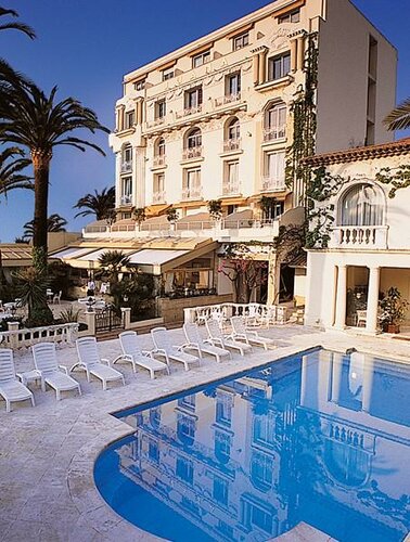 Гостиница Hotel Juana в Антибе