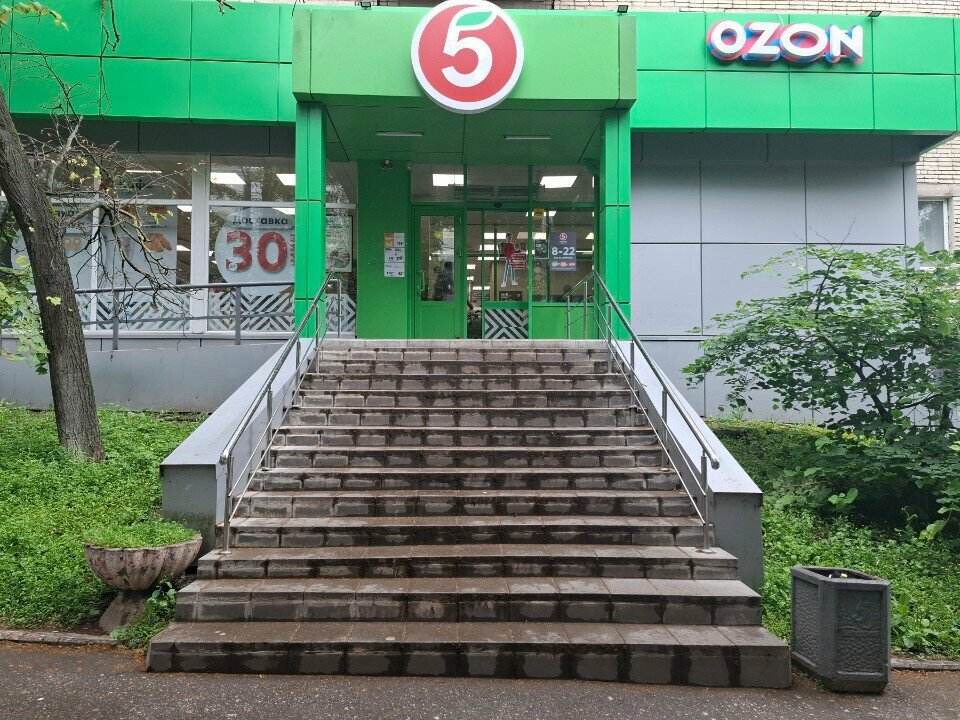 Parcel automat 5Post, Tula, photo