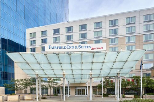 Гостиница Fairfield Inn & Suites by Marriott Indianapolis Downtown в Индианаполисе
