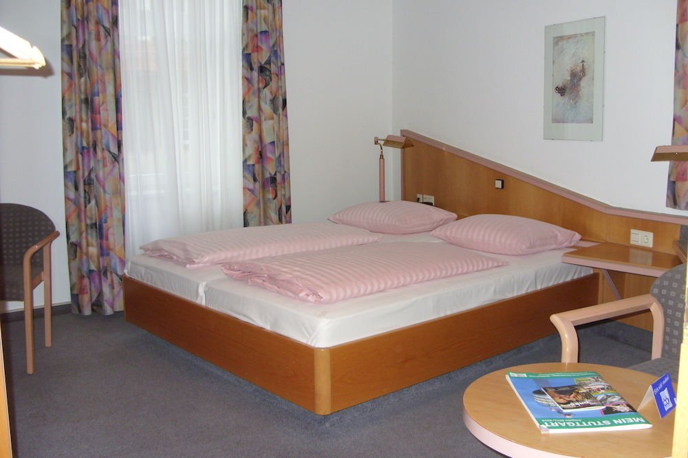 Фото Hotel Brita Stuttgart