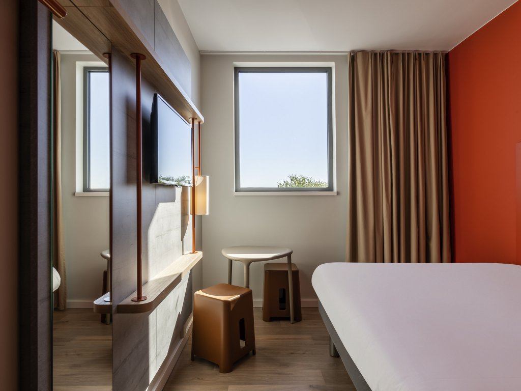 Фото Ibis budget Gent Centrum Dampoort