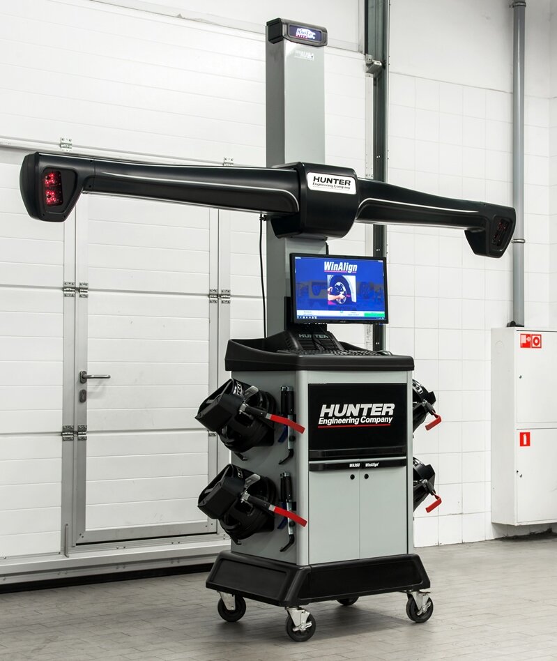 Car service and garage equipment Hunter Engineering, Moscow, photo