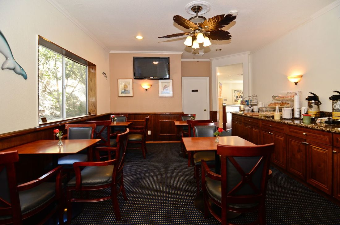 Фото Beachfront Inn and Suites at Dana Point