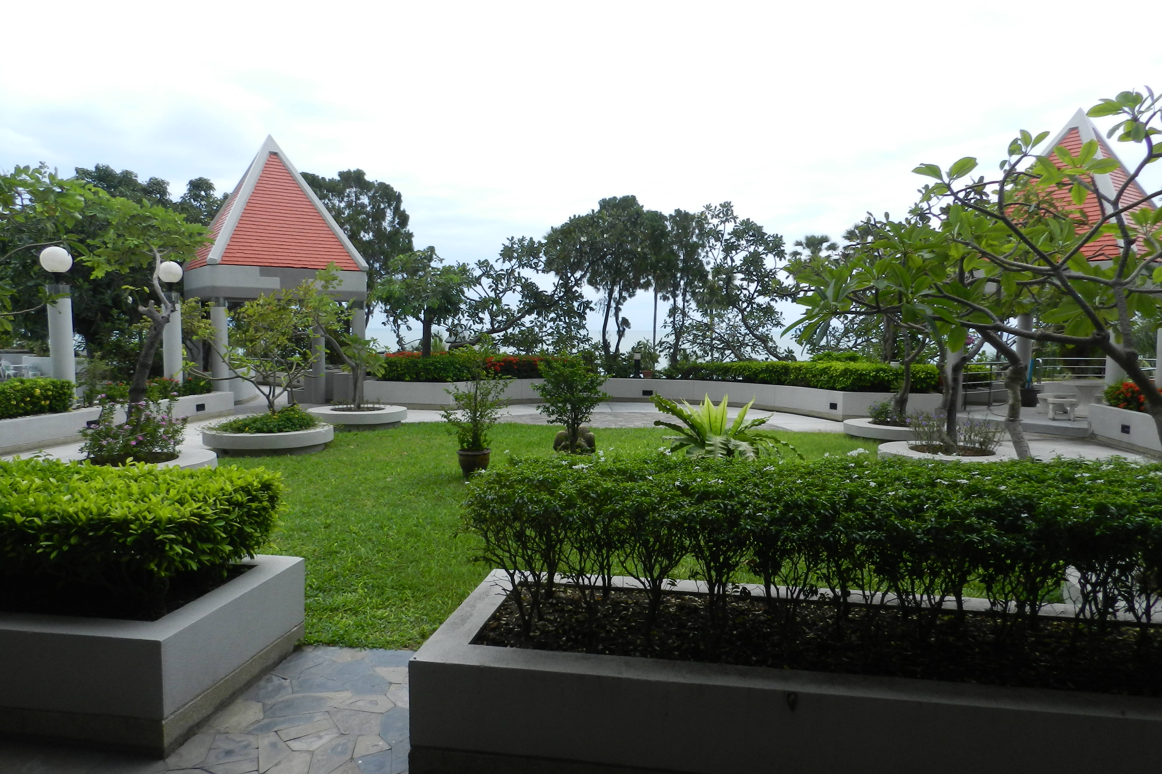 Фото Jomtien Plaza Condotel