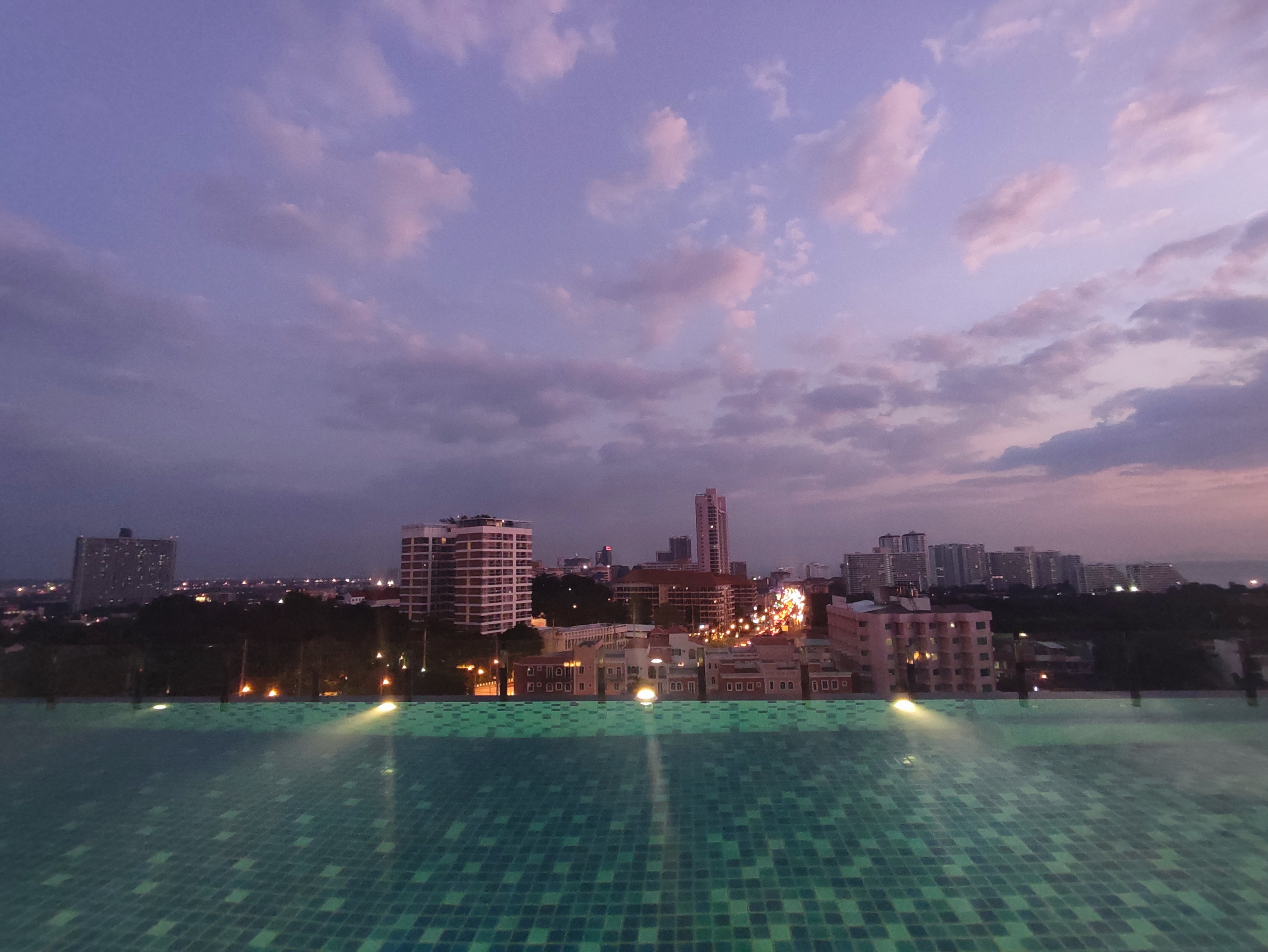 Фото Aiyara Grand Hotel