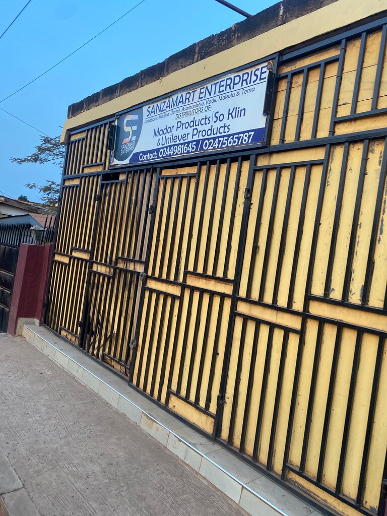 Grocery Sanzamart ent, Earth, photo