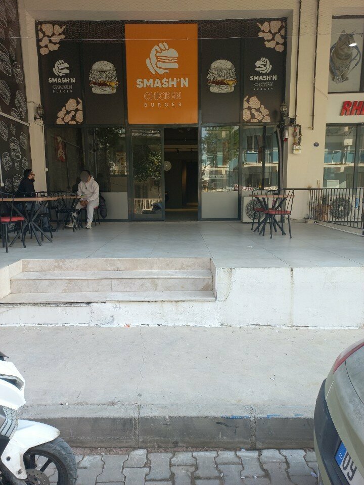 Fast food Smash’n Chicken Burger, Izmir, photo