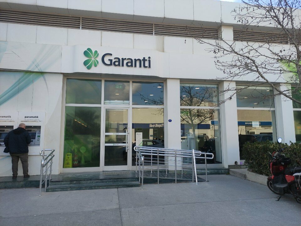 Bank Garanti Bank, Izmir, photo
