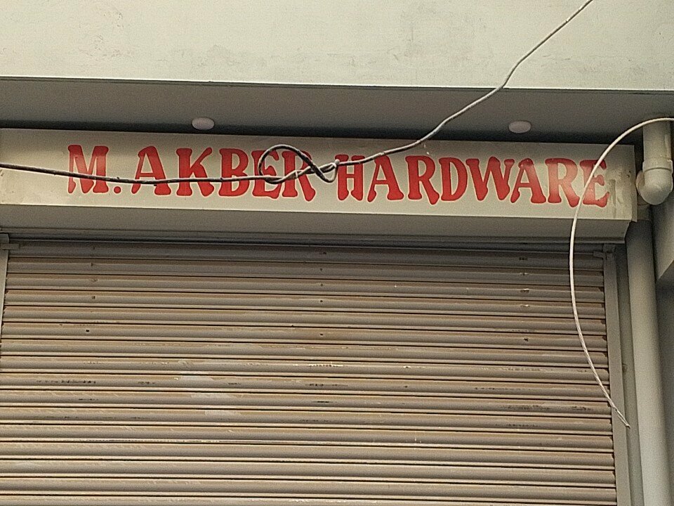 Hardware store M. akber, Karachi, photo
