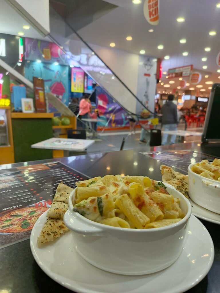 Shopping mall Hupermall, Cochabamba, photo