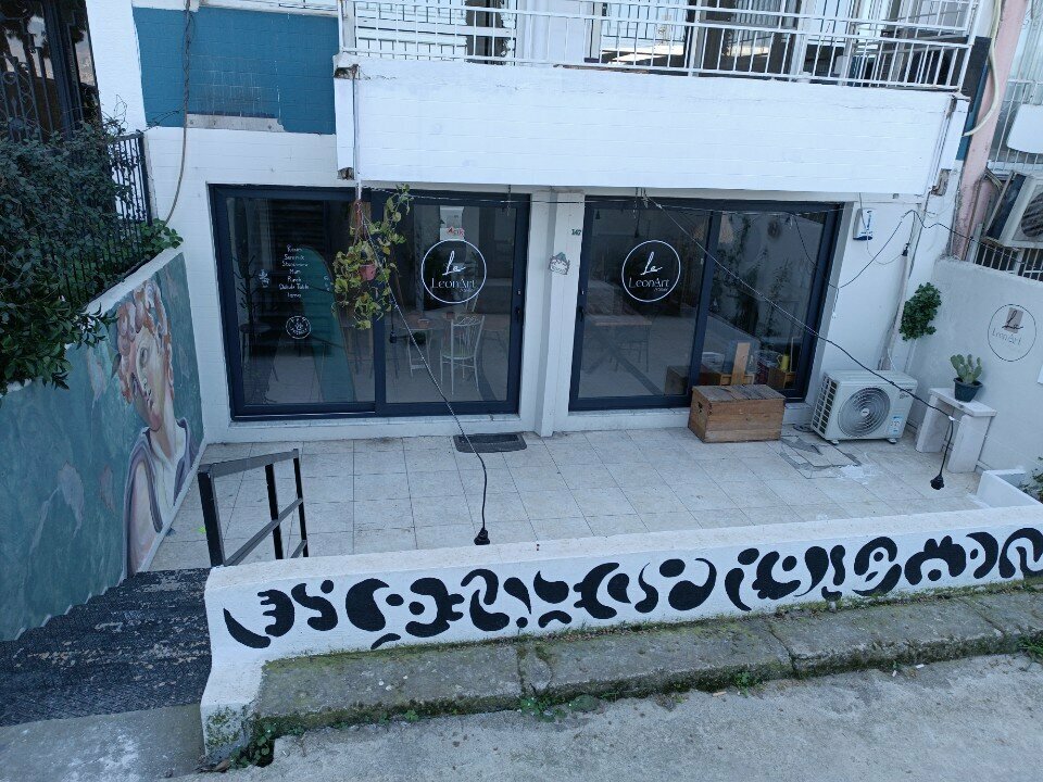 School of the arts Leonart Workshop, Izmir, photo