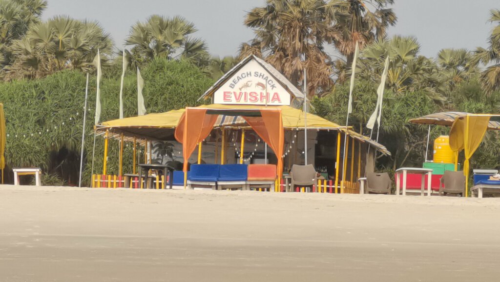 Cafe Evisha Beach Shack Glosant, Varca, photo