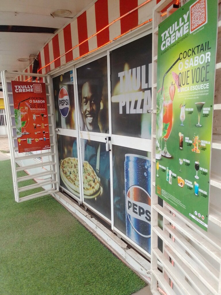 Pizzeria Pizzaria, Loanda, photo